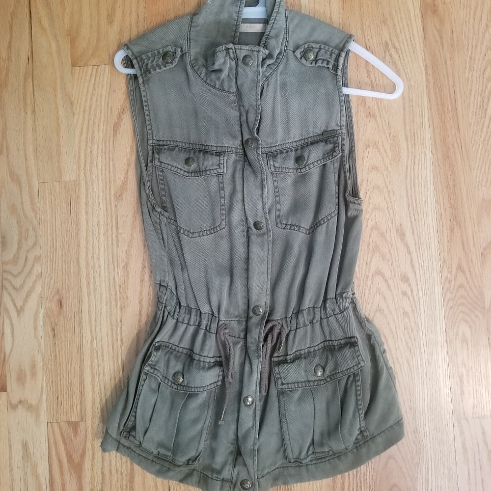 Green military vest